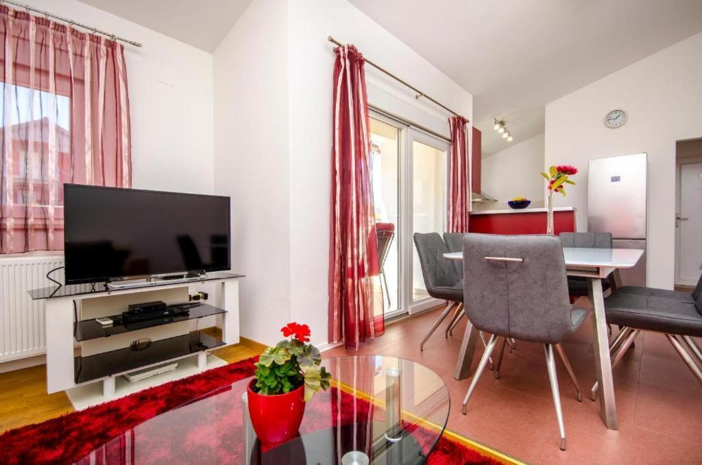 Apartments City View Τρογκίρ Εξωτερικό φωτογραφία