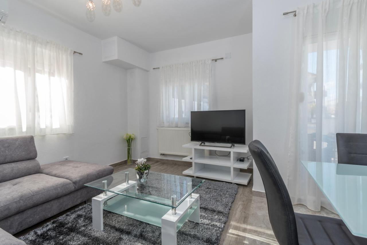 Apartments City View Τρογκίρ Εξωτερικό φωτογραφία