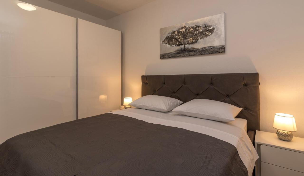 Apartments City View Τρογκίρ Εξωτερικό φωτογραφία